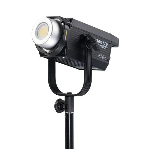 NANLITE FS-150B LED Bi-color Spot Light - QATAR4CAM